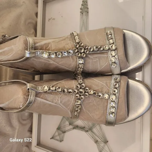 Naturalizer &quot;Serena&quot; Wedge sandals. NIB. Size 11