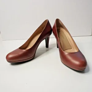 Naturalizer Michelle Pumps Brown Leather Heels 8 Wide Shoes Office Almond Toe