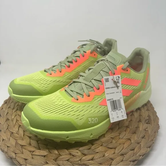 New ADIDAS Outdoor  Terrex Agravic Flow 2 Running Shoes Lime Turbo Size 11.5