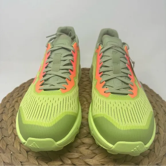 New ADIDAS Outdoor  Terrex Agravic Flow 2 Running Shoes Lime Turbo Size 11.5