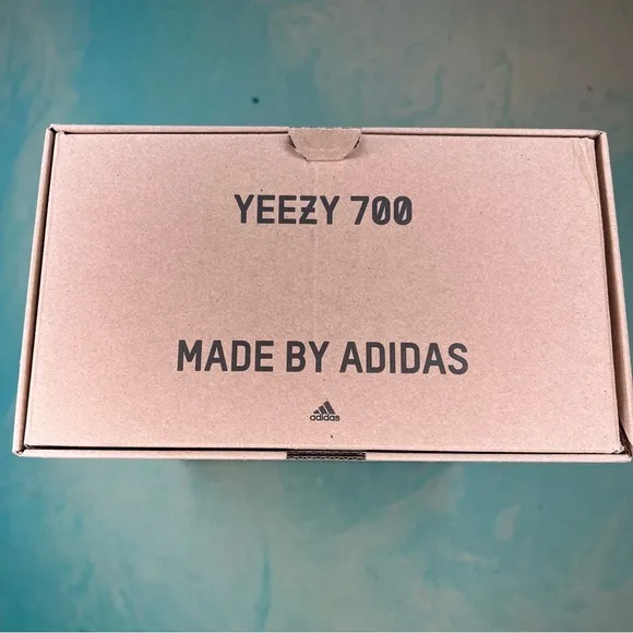 NEW Adidas Yeezy 700 V3 ‘Kyanite’ Shoes