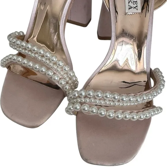 New! Badgley Feisty Pearl Block Heel