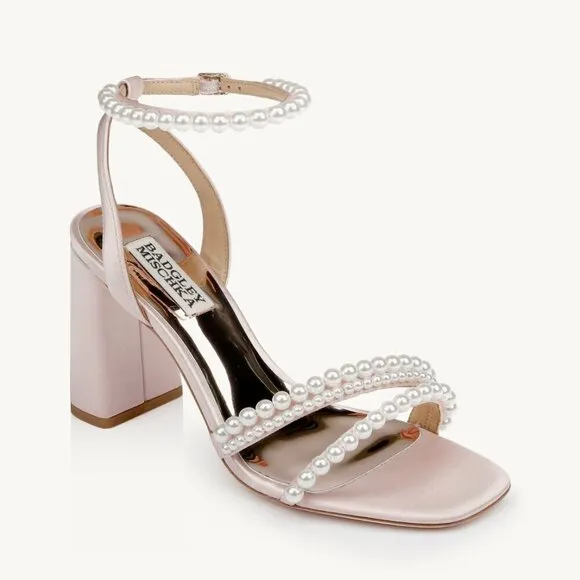 New! Badgley Feisty Pearl Block Heel