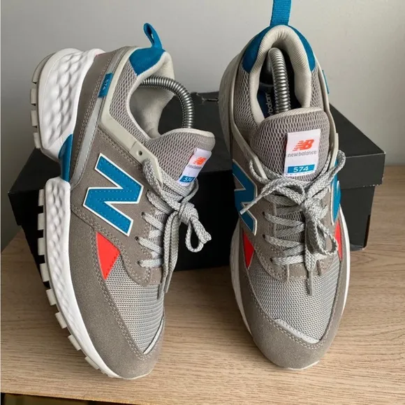 New Balance 574 Kids Sneakers- 7 Youth - 8.5 Womem