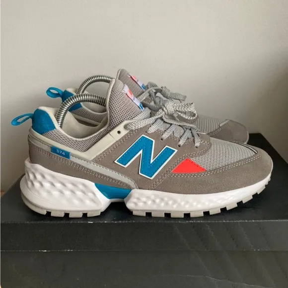 New Balance 574 Kids Sneakers- 7 Youth - 8.5 Womem