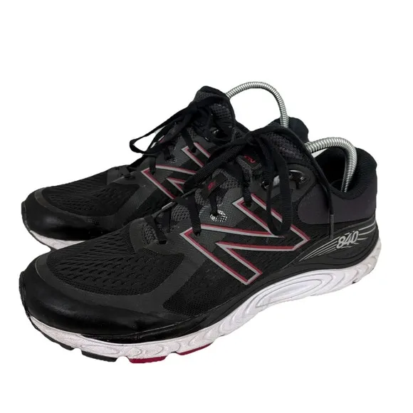 New Balance Mens 840 V5 Shoes Mens Size 11D Black Running Sneakers M840BR5