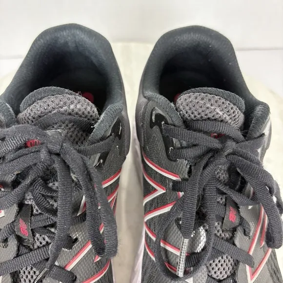 New Balance Mens 840 V5 Shoes Mens Size 11D Black Running Sneakers M840BR5