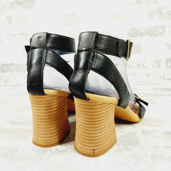 NEW Born Women’s Tahlia Ankle Strap Leather Buckle Black Sandals H649