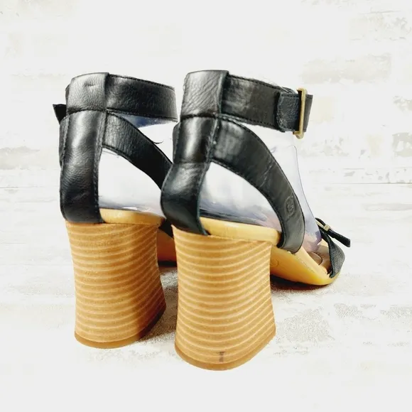 NEW Born Women’s Tahlia Ankle Strap Leather Buckle Black Sandals H649