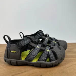New Childrens Keen Seacamp II CNX Magnet/Evening Primrose Water Sandals Sz 10 C