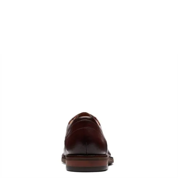 NEW CLARKS men's un hugh cap shoes in mahogany