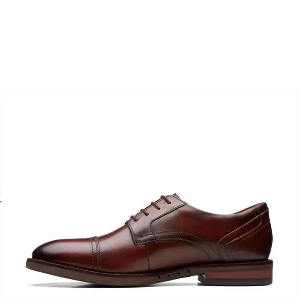 NEW CLARKS men's un hugh cap shoes in mahogany