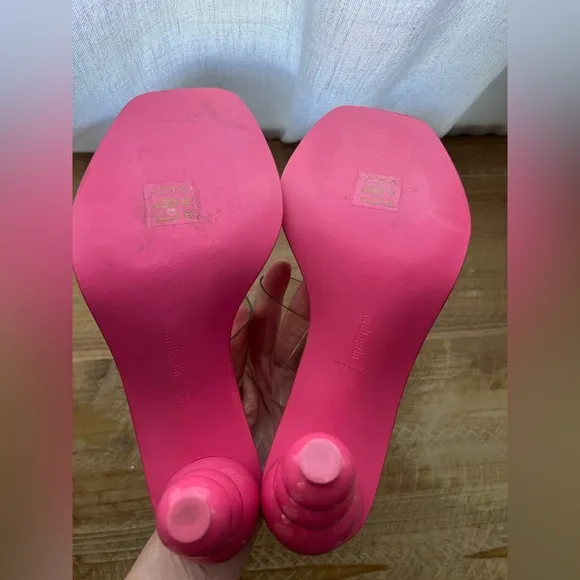 New CULT GAIA Vita Vinyl Stacked Heel Mules in Blossom Pink Size 39