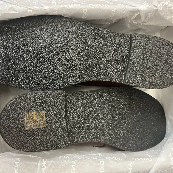 New DKNY Krissa Casual Slip Loafers in Bordeaux Size 9.5