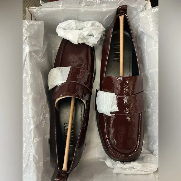 New DKNY Krissa Casual Slip Loafers in Bordeaux Size 9.5
