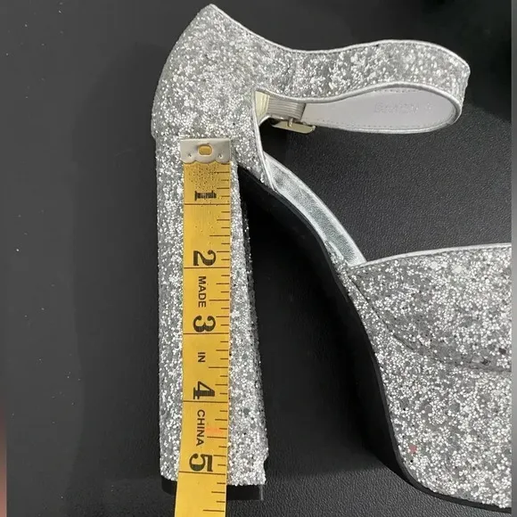 New Dolls Kill Trick N Treatz Silver Glitter Mary Jane Heels Rave Disco Platform