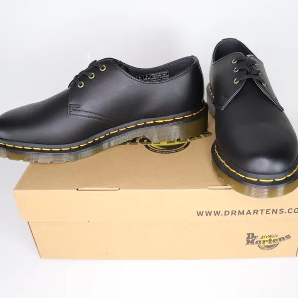 NEW DR. MARTENS 1461 VEGAN 3-EYE SHOE Brand New With Box Shoes