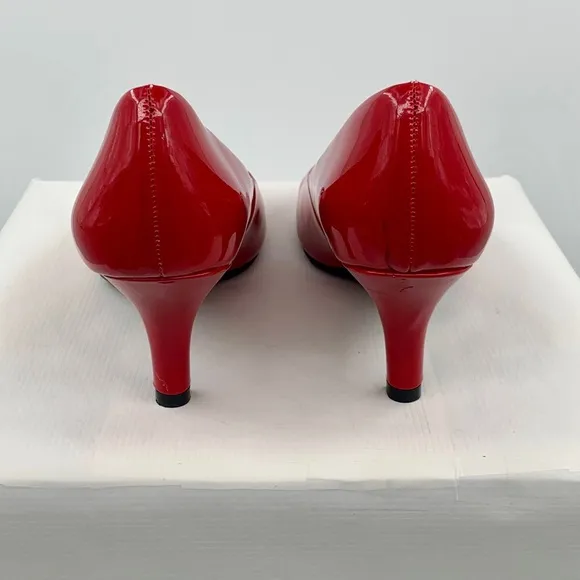🌹New Listing🌹NWT Life Stride Parigi Women’s Red Patent Pumps Shoes