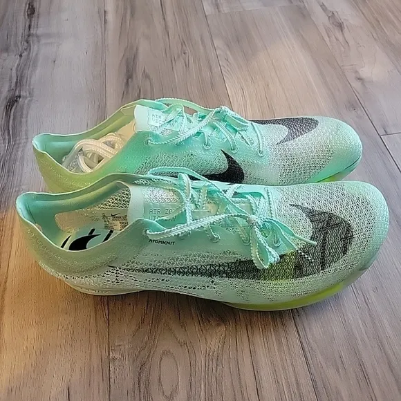 NEW Nike Air Zoom Victory Men Size 13 Green Volt Track Spikes‎ Shoes Running