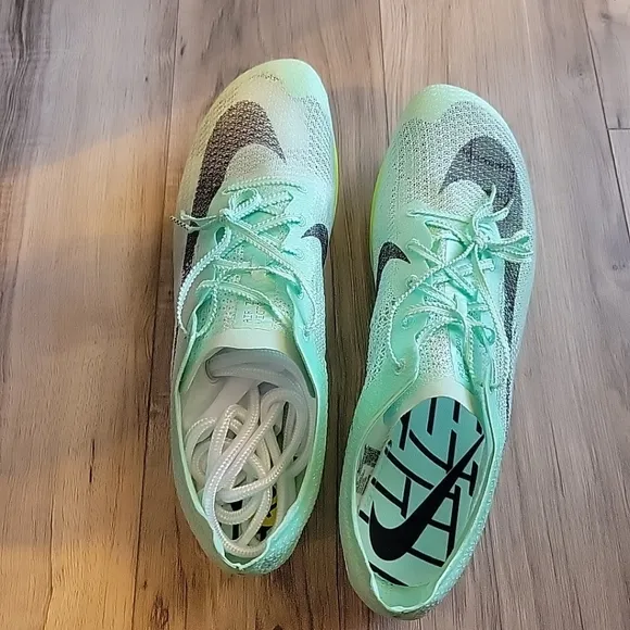 NEW Nike Air Zoom Victory Men Size 13 Green Volt Track Spikes‎ Shoes Running