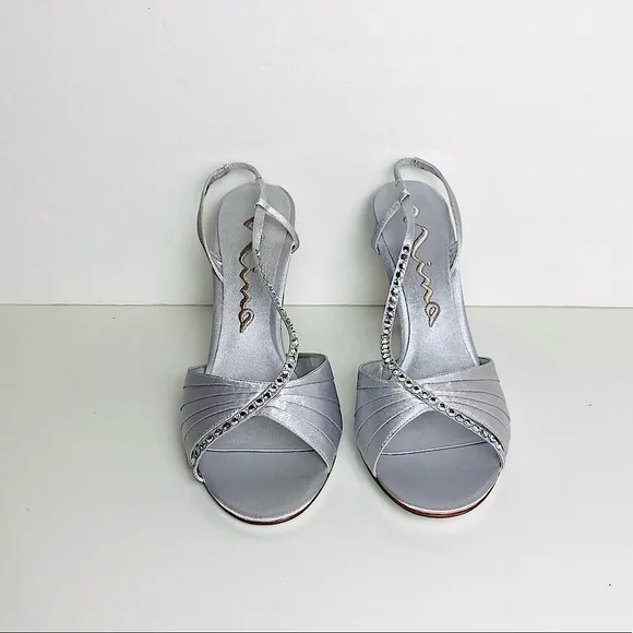 New Nina Silver Satin Rhinestones Slingback Size 8.5 Heel Dress Shoes