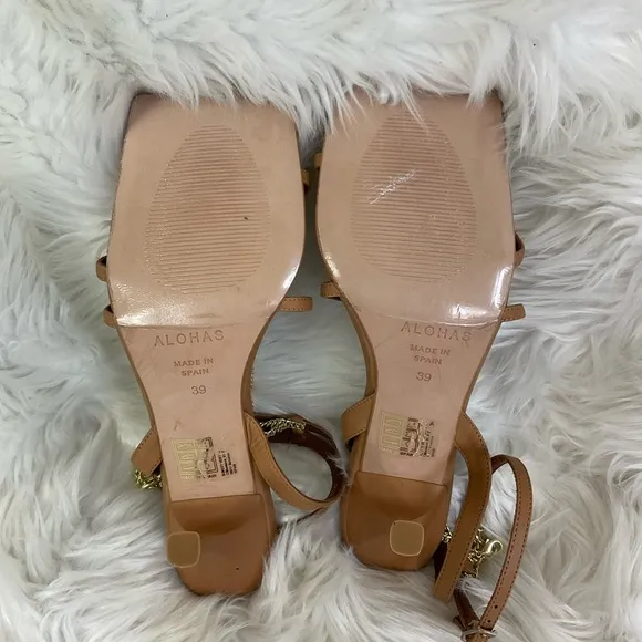 NEW REVOLVE Alohas Camel Chain Strap Leather Heeled Open Square Toe Sandals 8.5
