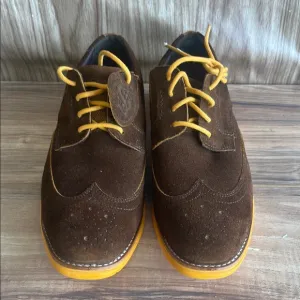 New Rockport Total Motion Brown Suede Casual Brogue Style Orange Sole And Laces