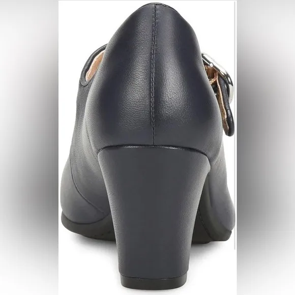 NEW- Sofft Leslie Mary Jane Pumps SIZE: 8.5M COLOR: Black