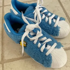 New with tags Adidas The Simpsons Marge Superstar Shoes Sneakers Women’s 4.0