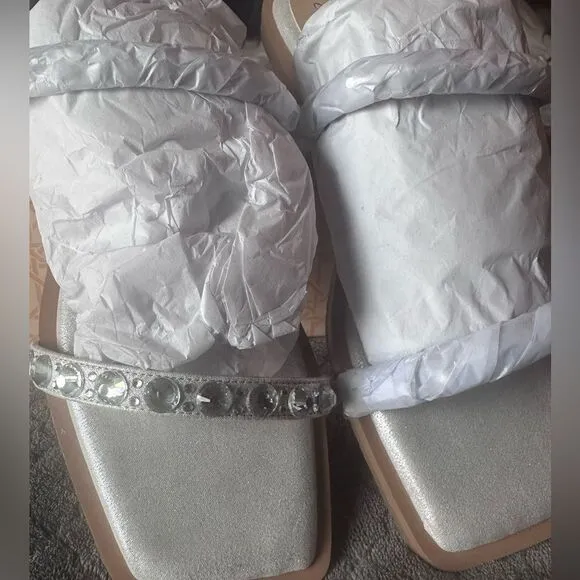 NIB Badgley Mischka Jewel Honesty Evening Flat Slide Sandals Sz 10