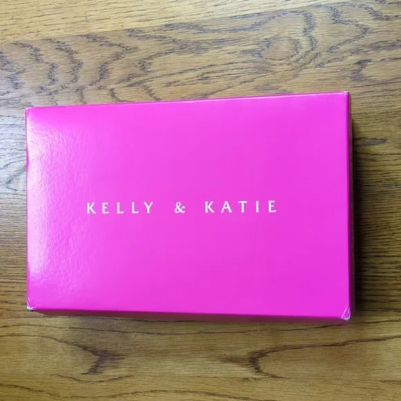 NIB Kelly &amp; Katie Chloe Gladiator Rainbow Sandal Kids Size 6