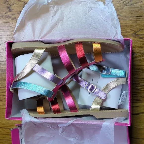 NIB Kelly &amp; Katie Chloe Gladiator Rainbow Sandal Kids Size 6