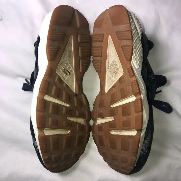 Nike Air Huarache Run denim‎ Women Sneakers Size 9