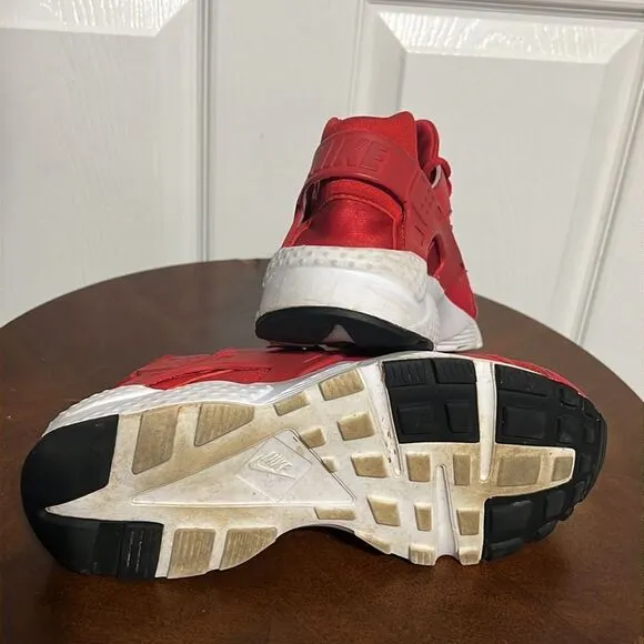 🔥🔥NIKE AIR HUARACHE Run - Red - Good Condition - Big Boys 7Y / Women Sz 8.5 🔥
