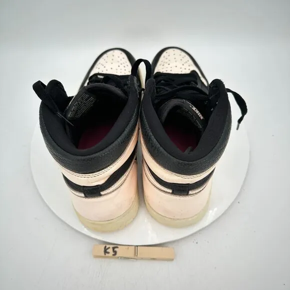 Nike Air Jordan 1 Men Size 11 555088-081 High Crimson Tint Black White Shoes