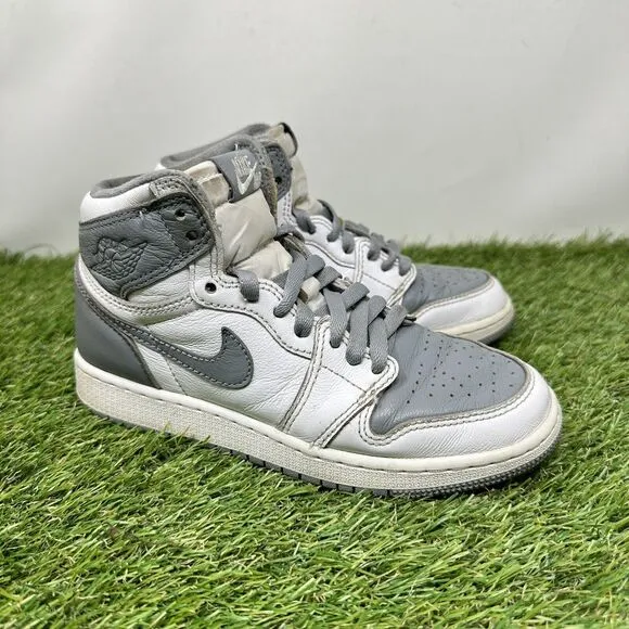 Nike Air Jordan 1 Retro High Stealth Youth Size 3.5Y 575441 037 White Grey Shoes
