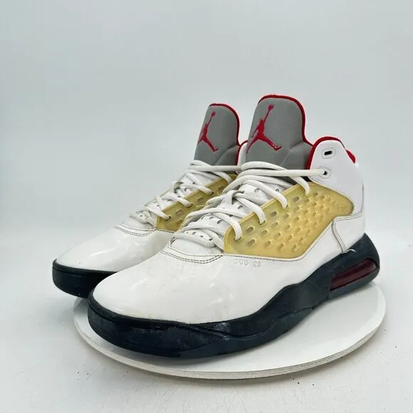 Nike Air Jordan Maxin Men Size 13 CD6107-101 Fire Red White Basketball Shoes