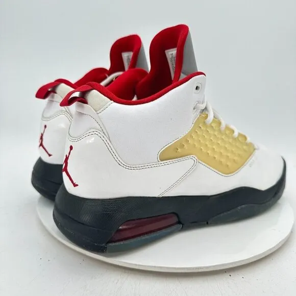 Nike Air Jordan Maxin Men Size 13 CD6107-101 Fire Red White Basketball Shoes