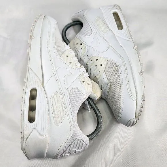 Nike Air Max 90 Triple White OG Shoes DH8010-100 Clean 2021 Rare Women Size 8.5‎