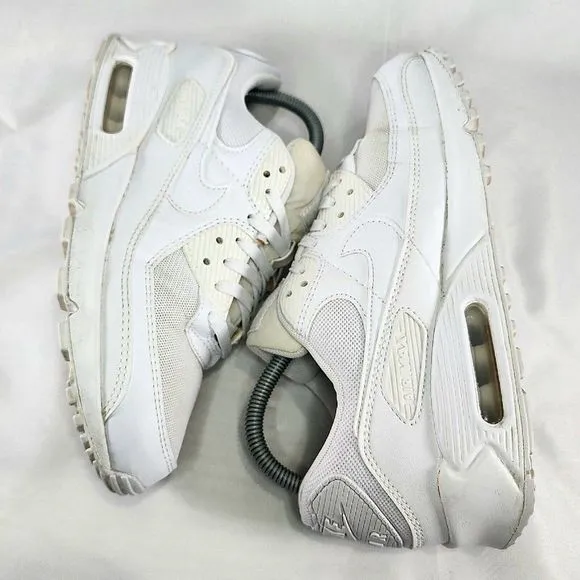 Nike Air Max 90 Triple White OG Shoes DH8010-100 Clean 2021 Rare Women Size 8.5‎