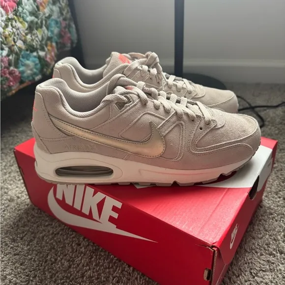 Nike Air Max Command Shoes