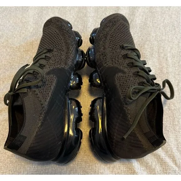 Nike Air Size 9 Women VaporMax Flyknit Olive Green 849558-300