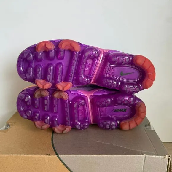 Nike Air Vapormax Plus Gradient Fuchsia/Crimson Women Sneakers - SZ 9