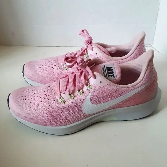 Nike Air Zoom Big Girl size 7Y Pink Sneaker