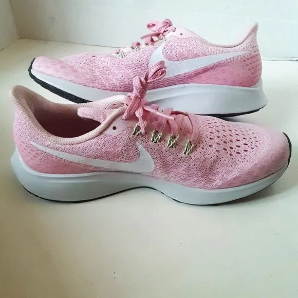 Nike Air Zoom Big Girl size 7Y Pink Sneaker