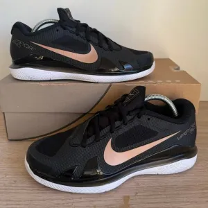 Nike Air Zoom Vapor Pro HC Black/Bronze Women Tennis Shoes CZ0222-024 - Size 7