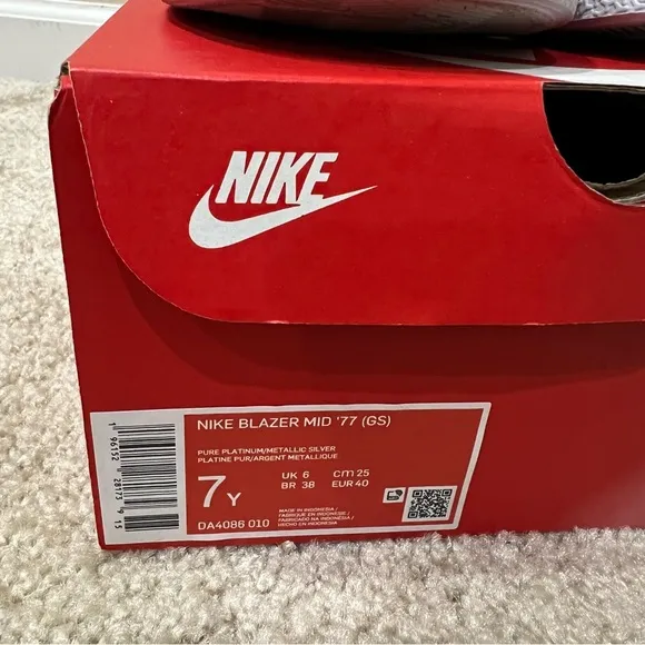 Nike Blazer MID 77 Boys Size 7 Y Women 8.5 Platinum Silver Shoes Sneakers New,