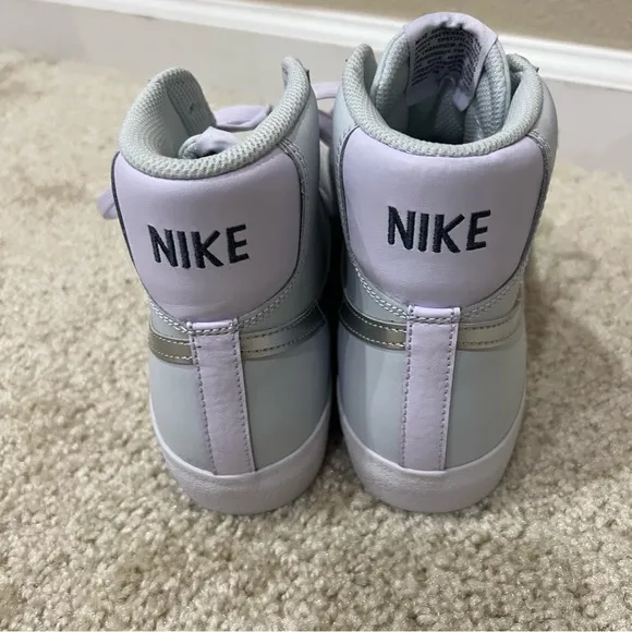 Nike Blazer MID 77 Boys Size 7 Y Women 8.5 Platinum Silver Shoes Sneakers New,