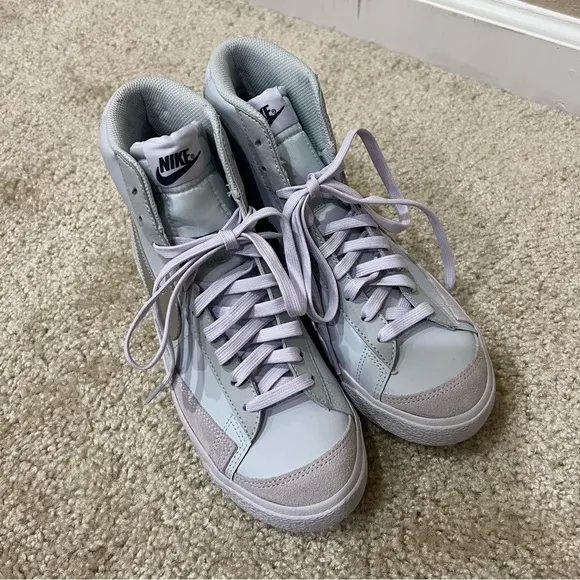 Nike Blazer MID 77 Boys Size 7 Y Women 8.5 Platinum Silver Shoes Sneakers New,
