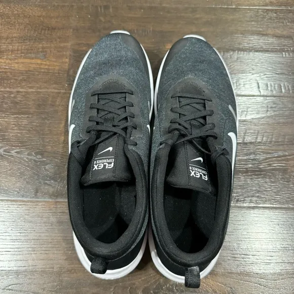 Nike Flex Experience Rn 8 Shoe Size 12 Women